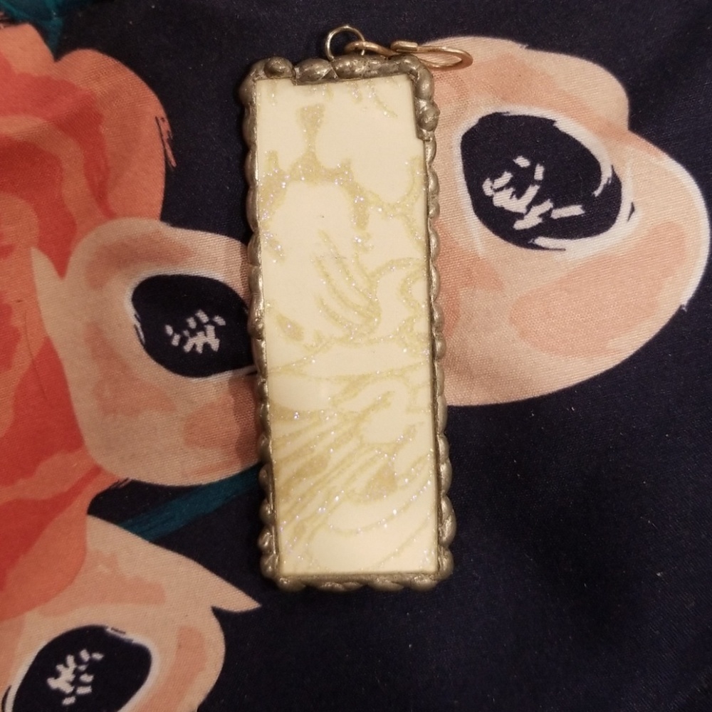Pendant - Picture 2 of 2